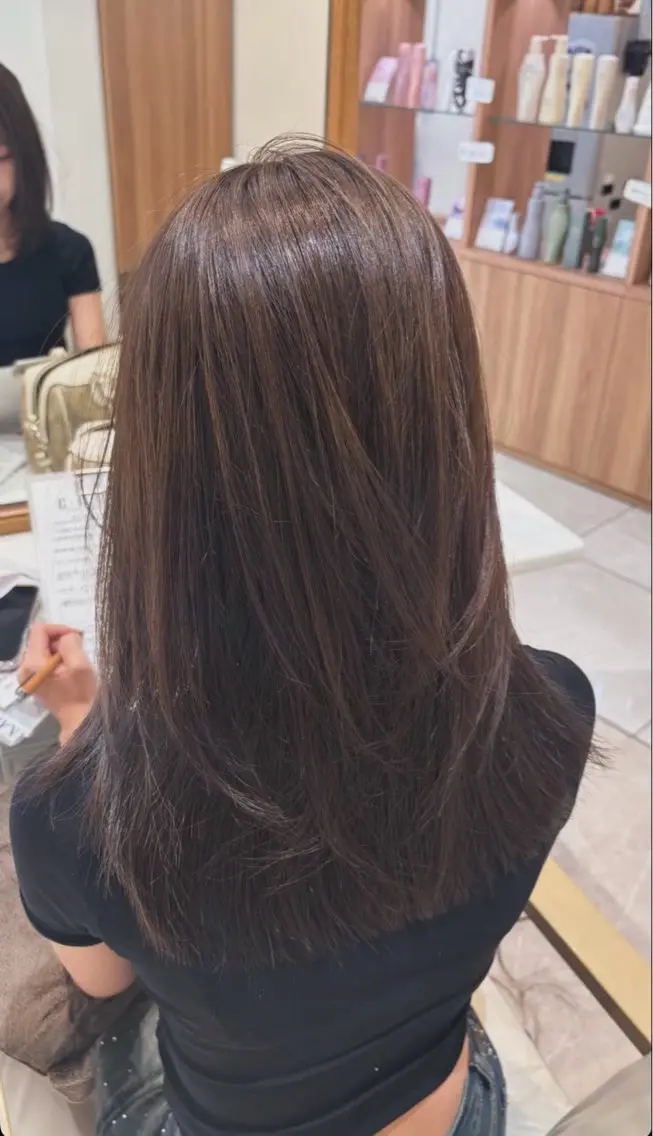 セミロング 川又 愛美のヘアスタイル
