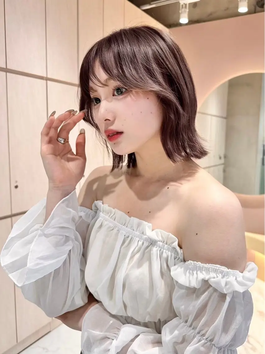 ミディアム カラー 透明感カラー ダブルカラー 顔まわりレイヤー 韓国風ヘア レイヤーカット 大宮レイヤーカット ハッシュ　柏崎颯刀のヘアスタイル