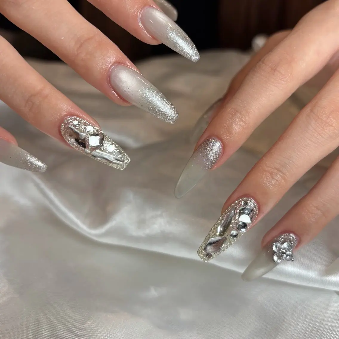 ネイル ハンドネイル LUNABI nail🦋のネイルデザイン