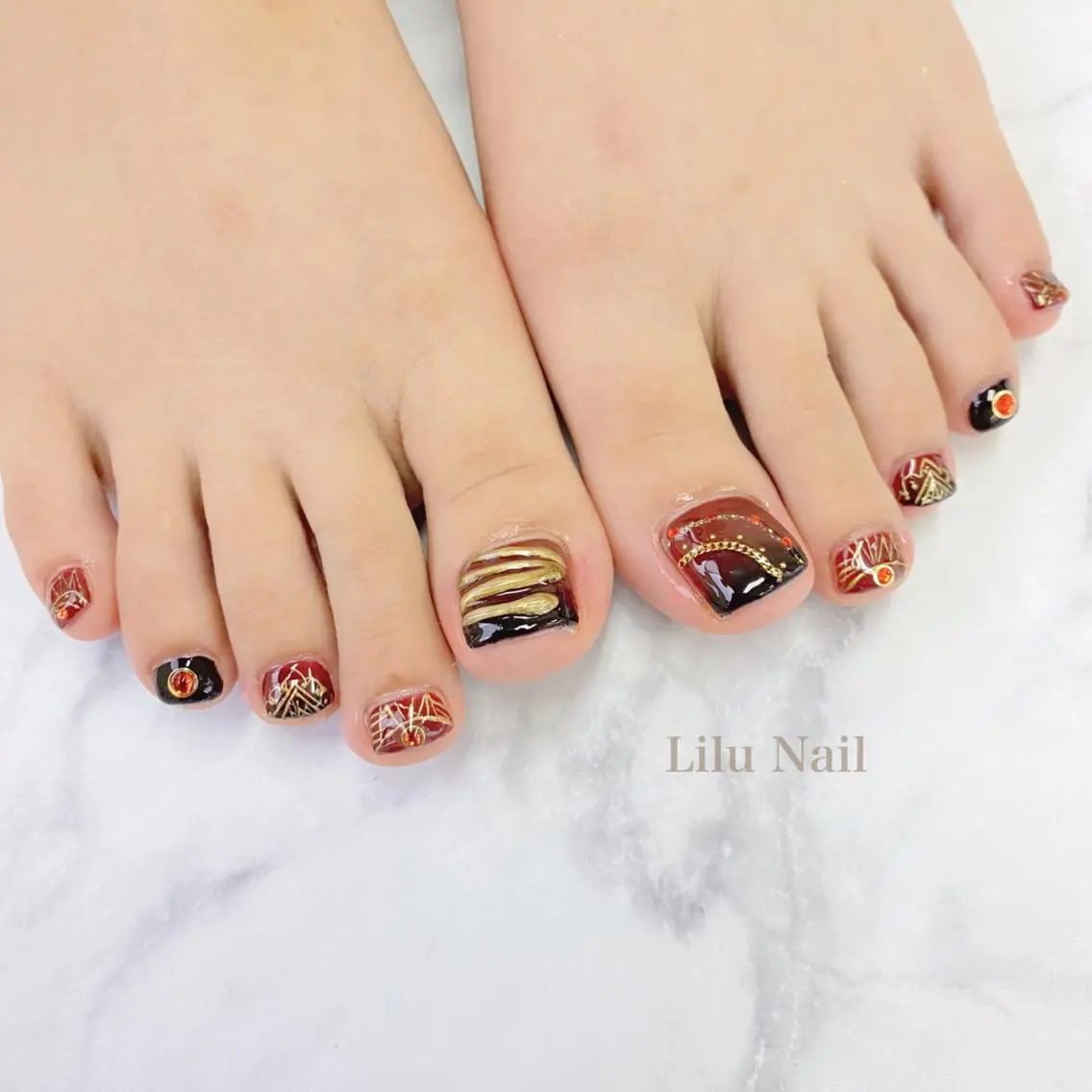 ネイル フットネイル ニュアンスネイル モチの良さ◉ フィルインネイル♡のネイルデザイン
