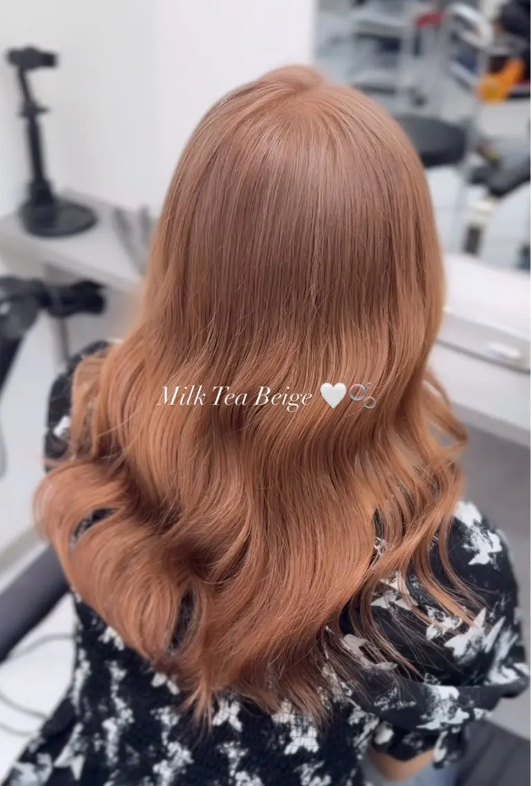 ロング カラー ヘアカラー レイヤー透明感カラー ブリーチ🎀オトハのヘアスタイル