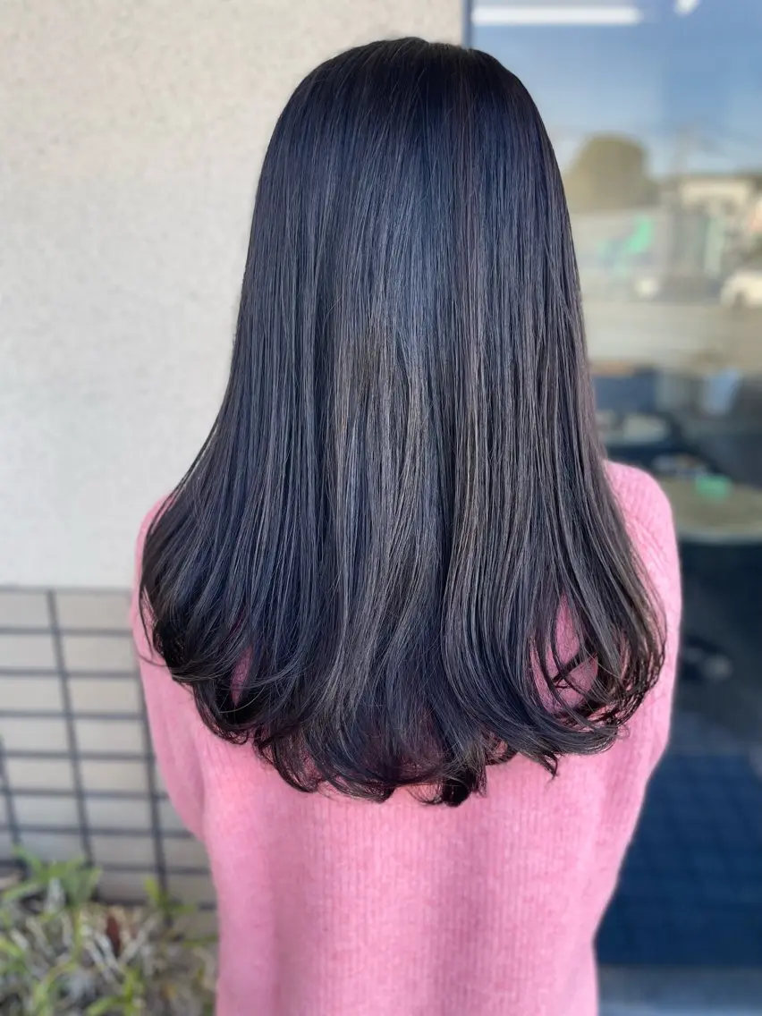 ロング ロング 沢田 瞳のヘアスタイル