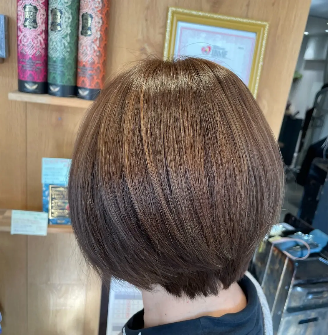 ショート カラー ブリーチ ハイライトカラー ハイライト さかきばら すみえのヘアスタイル