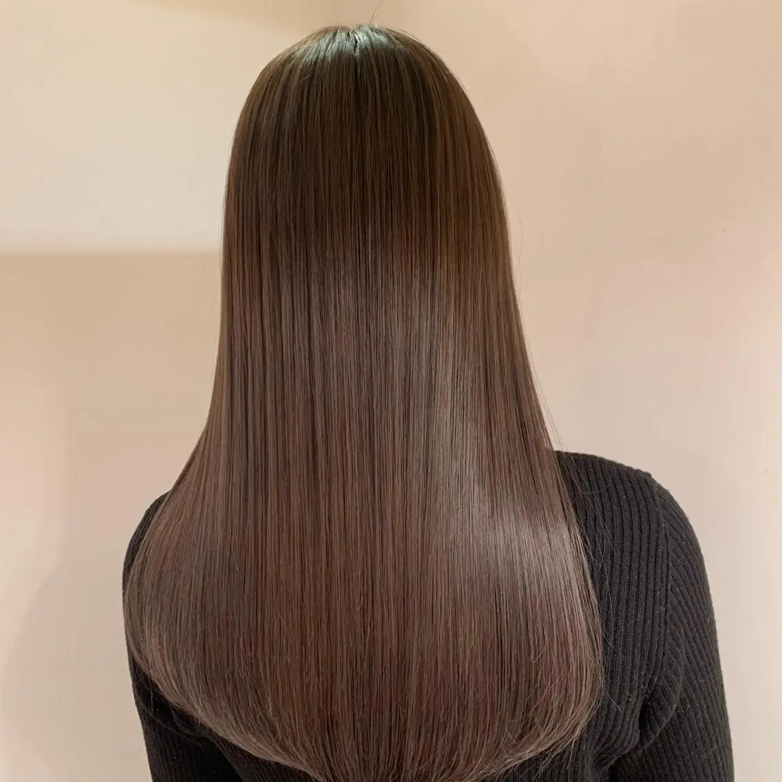 ロング Viot 銀座 樋口 桃佳のヘアスタイル