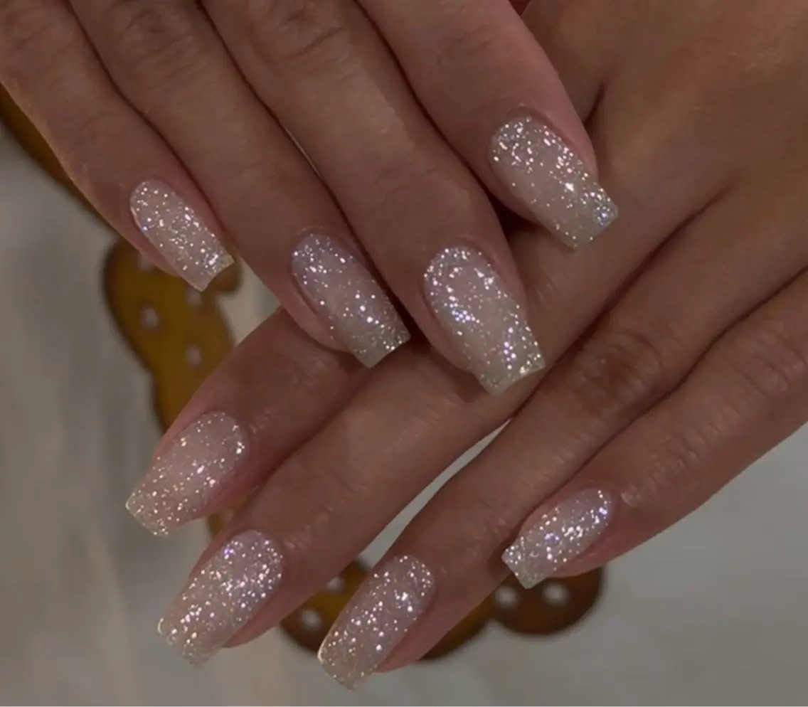 ネイル アートネイル オーロラネイル チークネイル 長さ出し フレンチネイル ハンドネイル Yumi Nail Seiのネイルデザイン