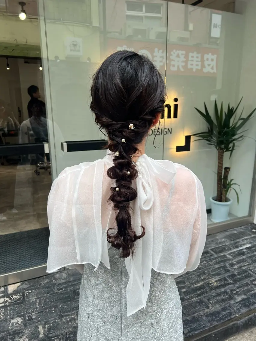 セミロング カラー ヘアアレンジ 「sumi」 AMIのヘアスタイル