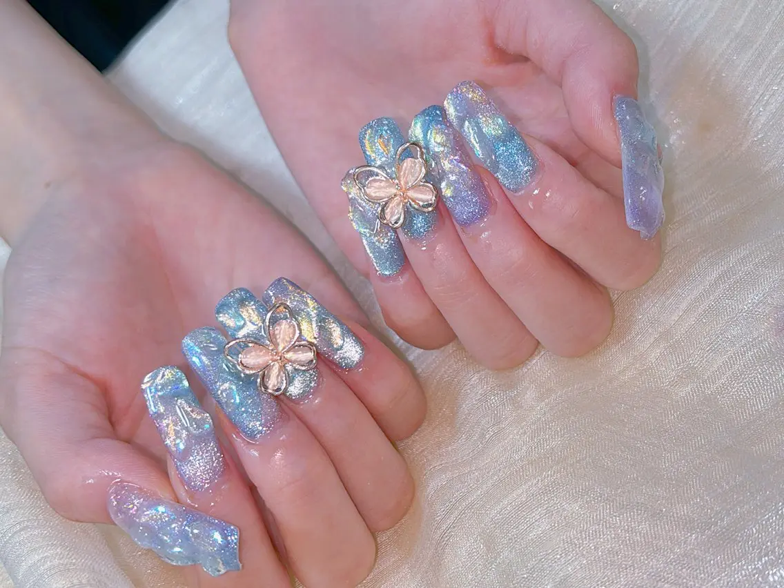 ネイル ハンドネイル ネイルサロンエクラ 🫧Shizukaのネイルデザイン