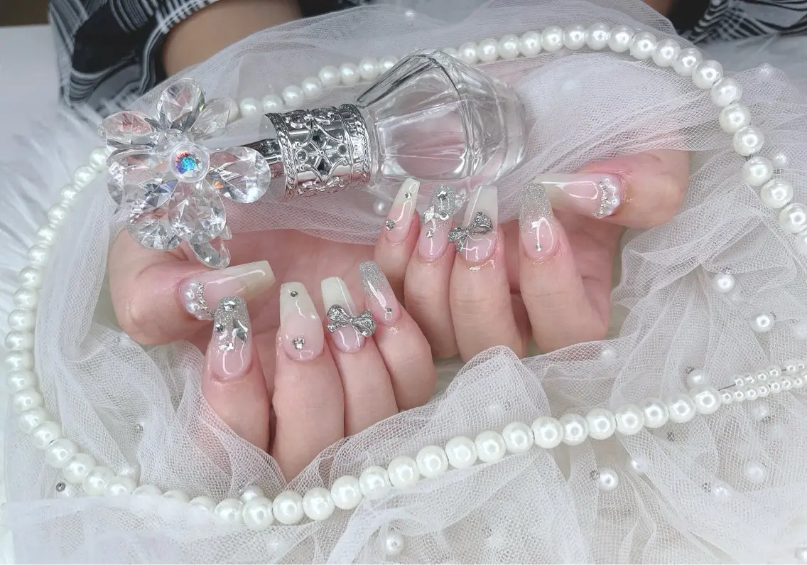 ネイル Juno nailのネイルデザイン