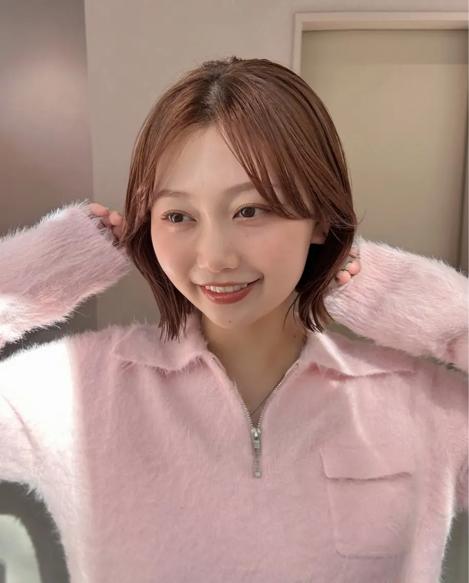 ショート カラー ここな Un amiのヘアスタイル