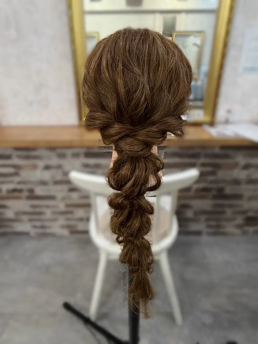 ヘアアレンジ 馬方 雫のヘアスタイル