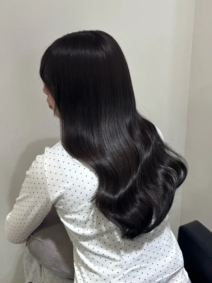 ロング カラー ヘアカラー トリートメント 【ioe 岡本】 🎀NOKO🎀のヘアスタイル