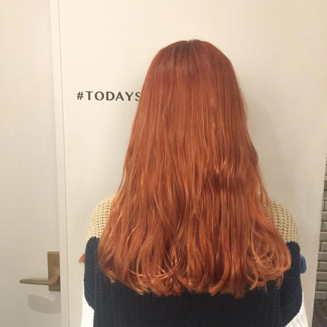 ロング カラー オレンジ ホワイト&レイヤーカ ットエクステ長畠俊輔のヘアスタイル