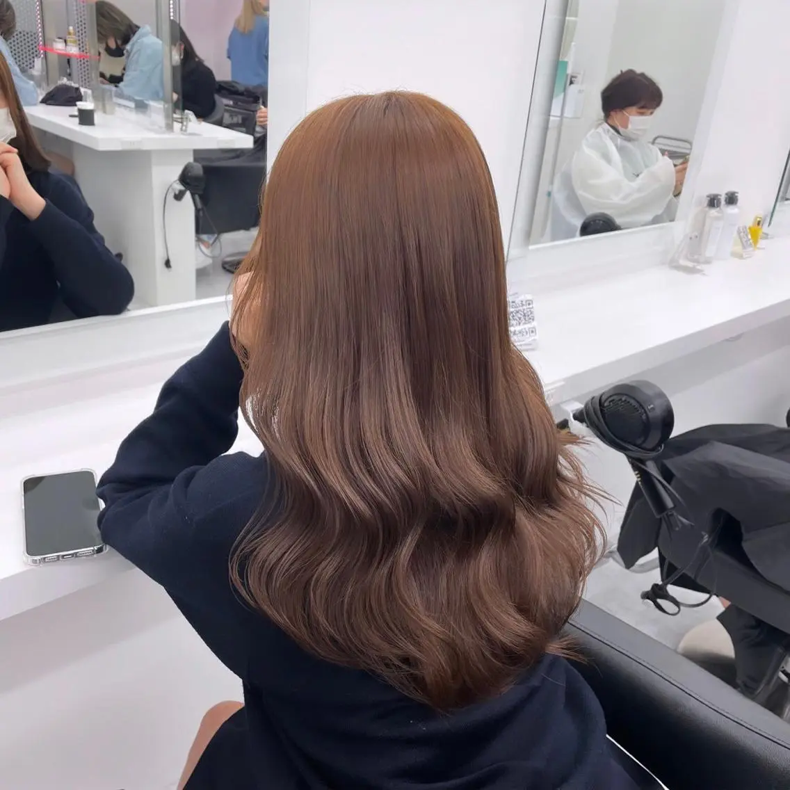 ロング 🍀yuria/ハイ トーン/ペールカラーのヘアスタイル