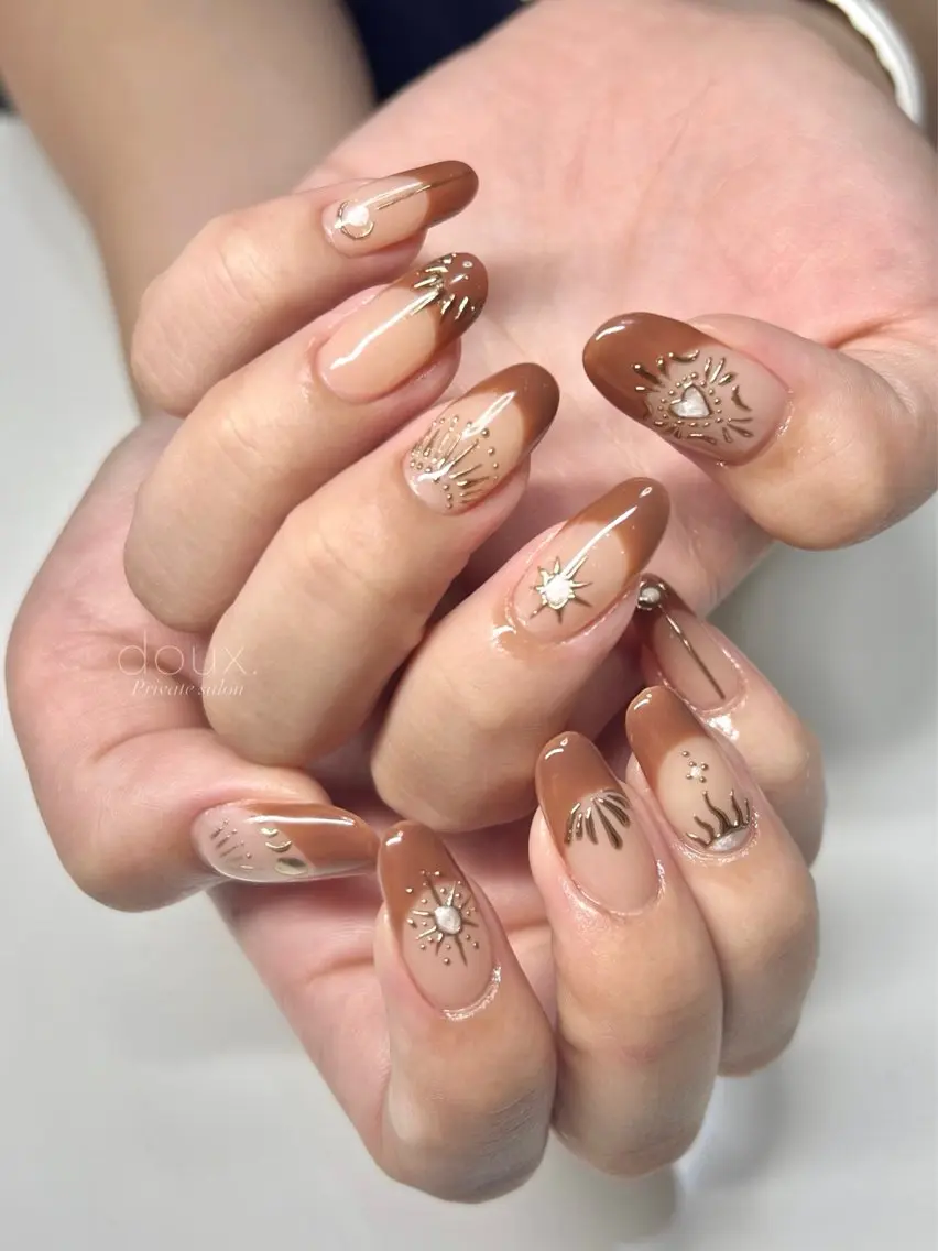 ネイル アートネイル フレンチネイル 韓国ネイル ミラーネイル doux. nailのネイルデザイン