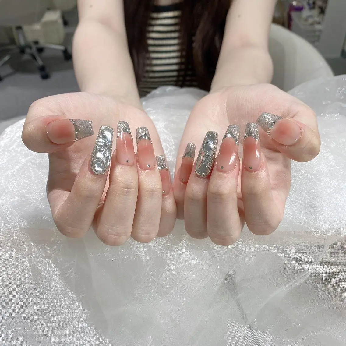ネイル アートネイル 長さ出し ネイルチップ Queen‘s なんのネイルデザイン
