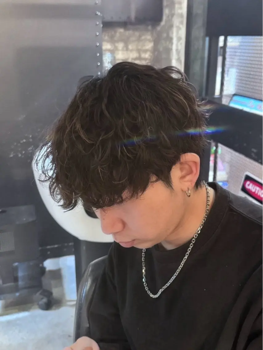 パーマ 前田 尚輝のヘアスタイル