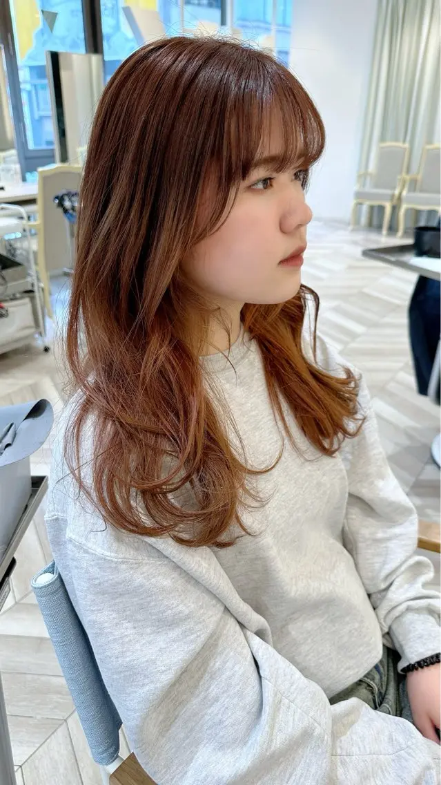 ロング カラー カット ヘアカラー トリートメント 小顔レイヤー/ ベージュ🤍Rieのヘアスタイル