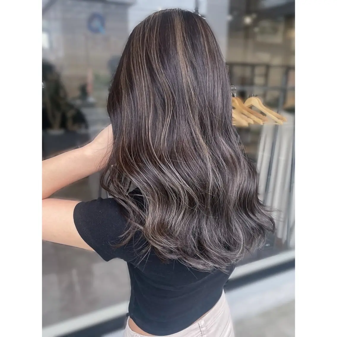 ロング 和田  魁【トップ スタイリスト】のヘアスタイル