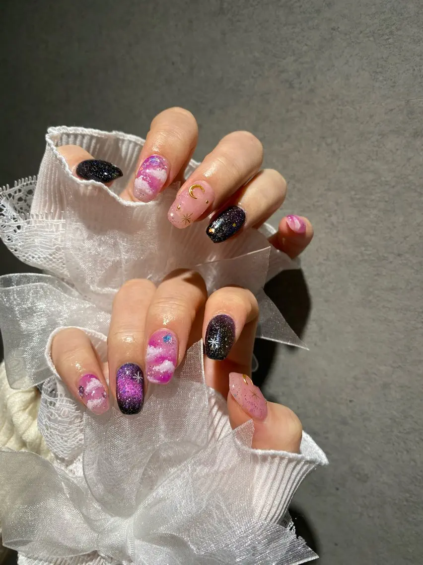 ネイル I-nailロング /ワンホン/キラキラのネイルデザイン