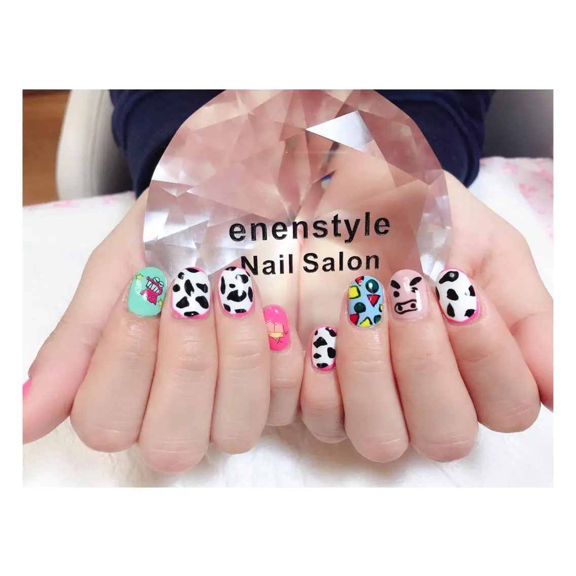 ショート ネイル ジェルネイル ニュアンスネイル オフィスネイル ワンカラーネイル ピンク 🐾enen style 🐾のネイルデザイン