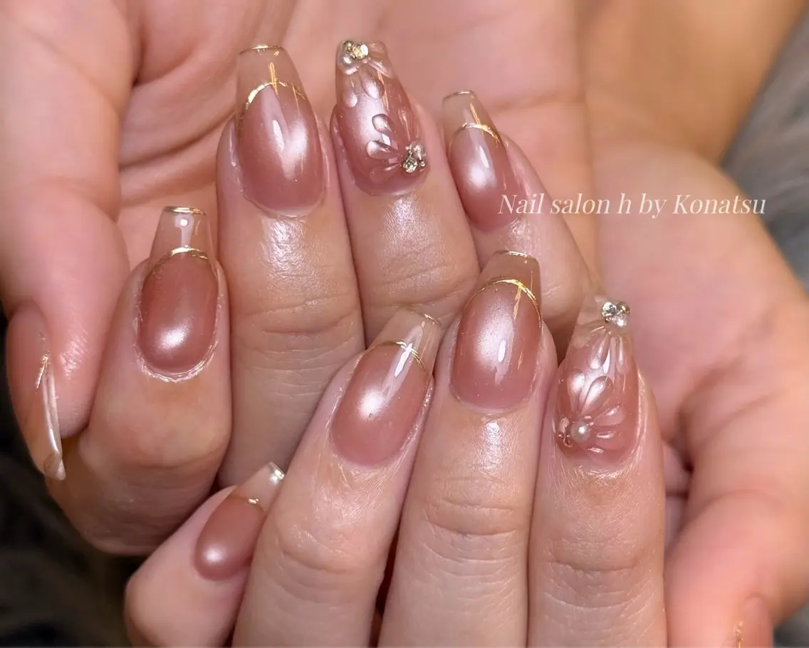 ネイル アートネイル ブラウン クリアネイル フラワーネイル フレンチネイル ハンドネイル nail salon h🎀小夏のネイルデザイン