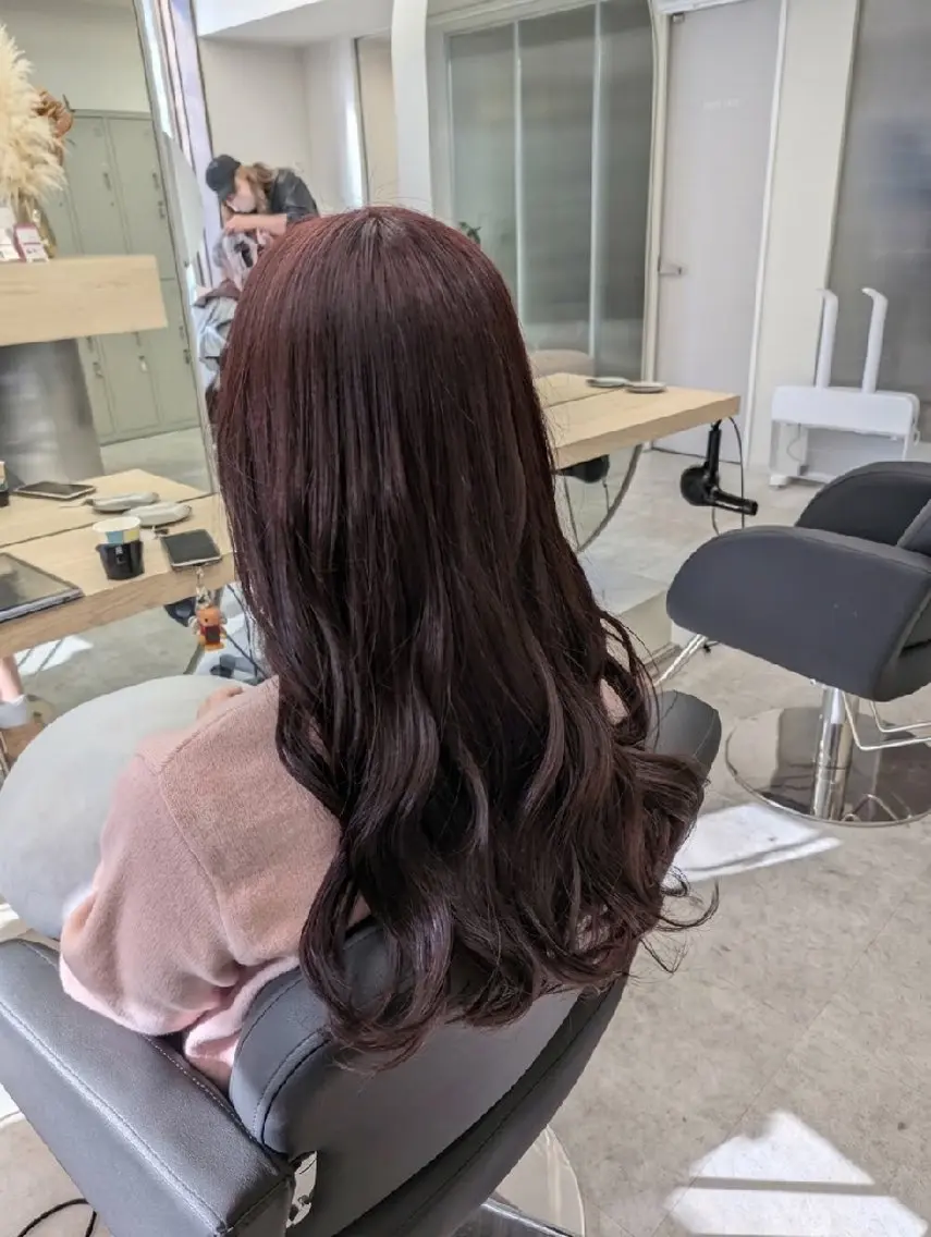ロング カラー ボルドーカラー ブラウンカラー レイヤーカット カット ヘアカラー トリートメント ✨艶感カラー✨ NAKAZAWAのヘアスタイル