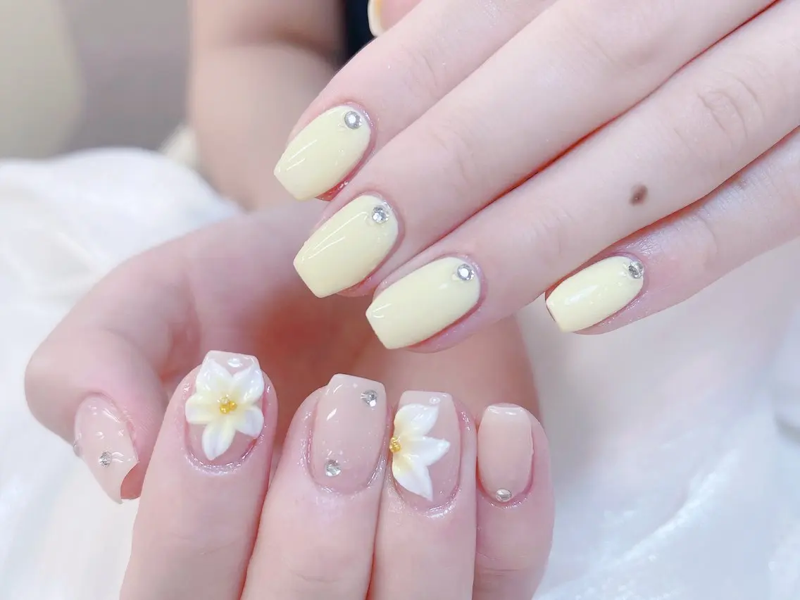 ネイル チークネイル 成人式 フレンチネイル グラデーション 氷ネイル・うるうるネイル ハンドネイル DUO MI nail salonのネイルデザイン