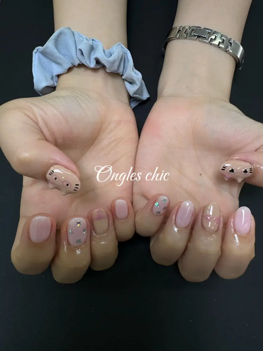 ネイル ハンドネイル ongles chicのネイルデザイン