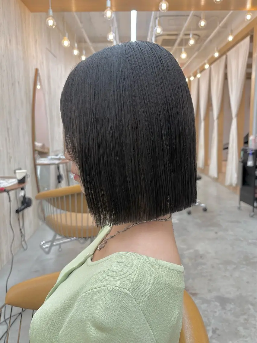 ミディアム カット ヘアカラー トリートメント オリーブベージュ/ボ ブ縮毛矯正たまき🧡のヘアスタイル