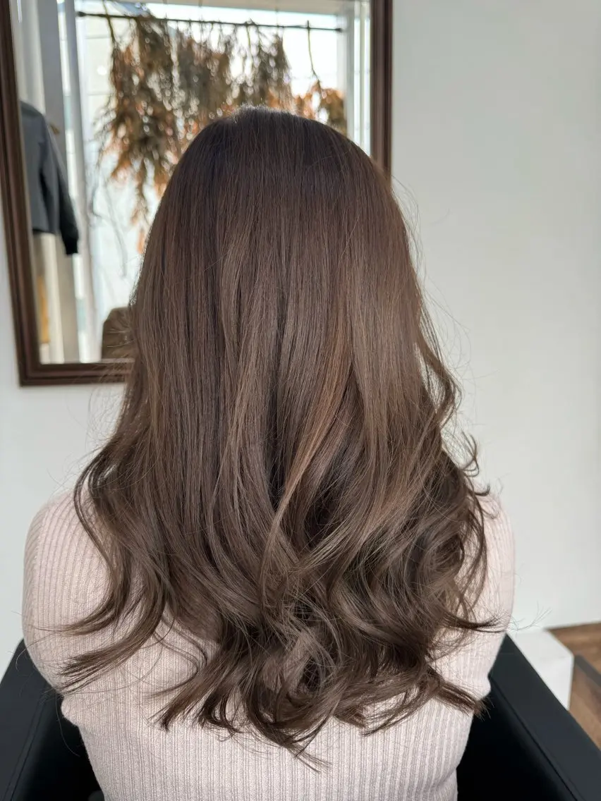 ロング カラー ブリーチ 透明感カラー ブリーチなしカラー 椎葉 祐也のヘアスタイル