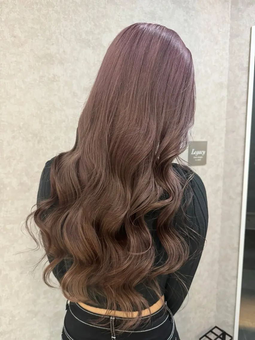 ロング カラー ブリーチ グレージュ ラベンダーカラー ラベンダーグレージュ ラベンダーグレー ヘアセット Rio/ヘアセット/ ハイトーンカラーのヘアスタイル