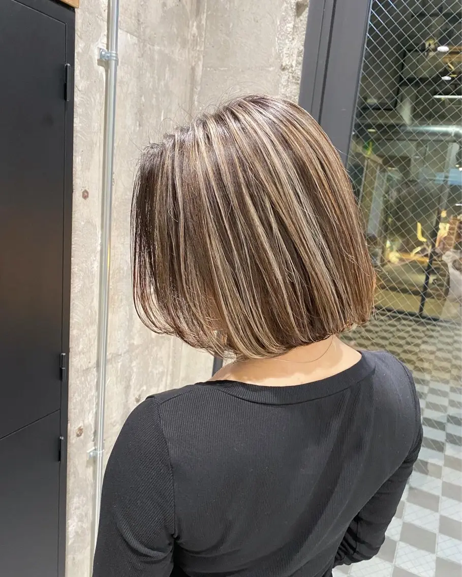ショート ハイライト ヘアカラー 🌼透明感カラー ✳︎eri🌼のヘアスタイル