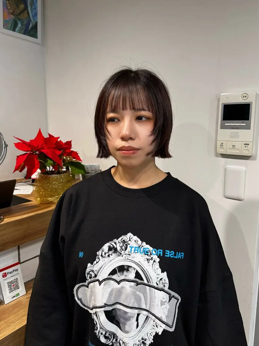 ショート ボブ 顔まわりレイヤー 顔周りカット レイヤーカット 外ハネヘア レイヤー/大人ボブ 渡邉【日吉美容室】のヘアスタイル