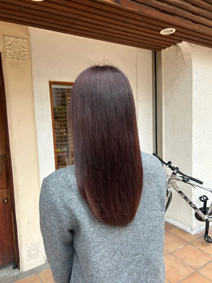 ロング カラー カット ヘアカラー トリートメント ヘッドスパ putri 川邉 優花のヘアスタイル