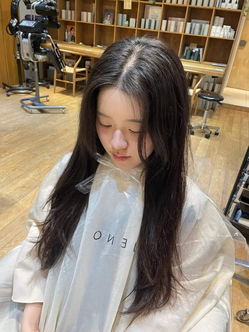 ロング パーマ カット 縮毛矯正 トリートメント 縮毛矯正/レイヤー 🌙児玉光瑠のヘアスタイル