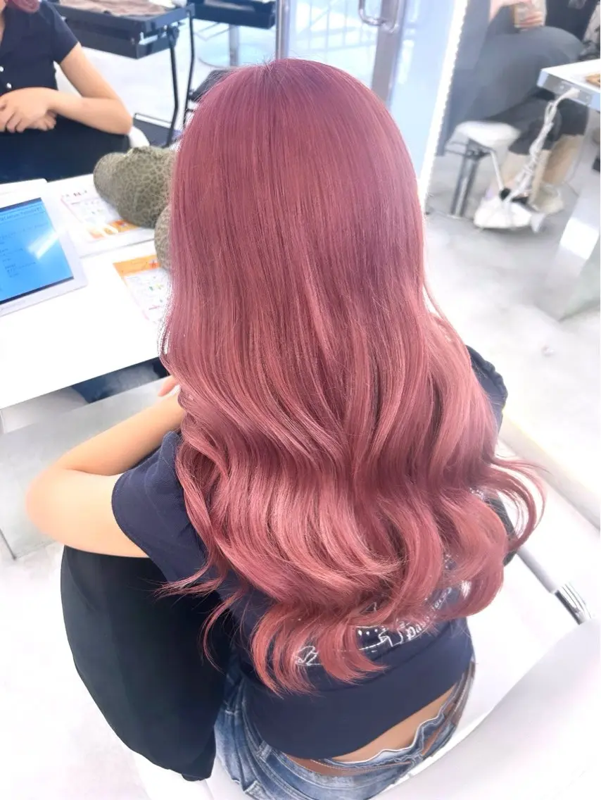 ロング ヘアカラー ハイトーン🌟/ 暖色カラー/あこ🎀のヘアスタイル