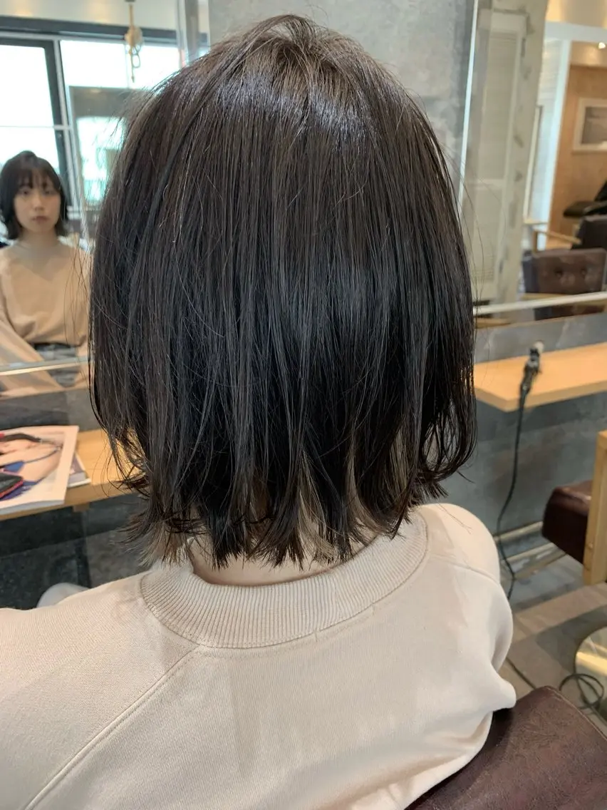 ショート カラー 塚本 昂のヘアスタイル