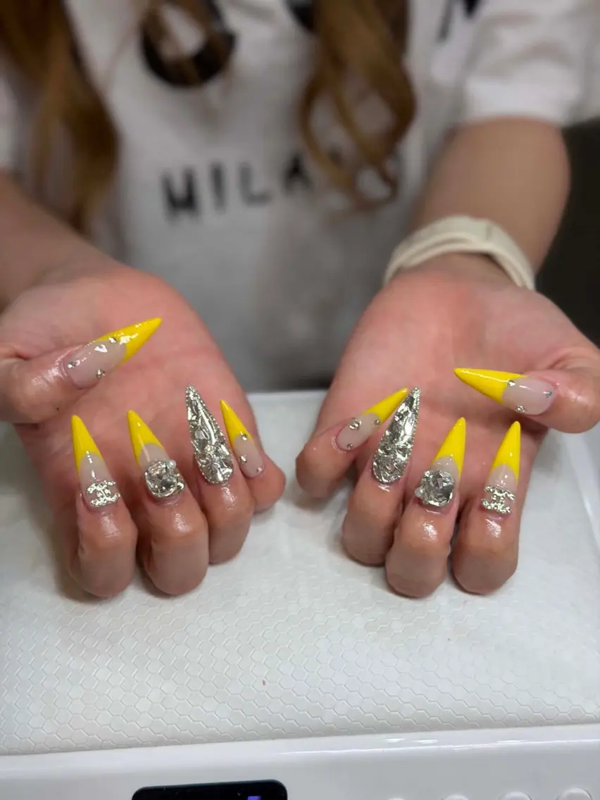 ネイル T  Ruby Nailのネイルデザイン