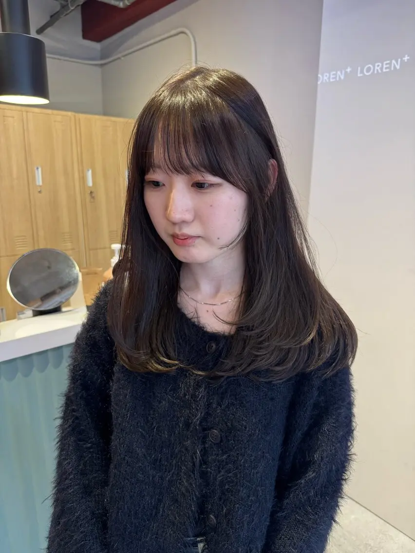 ミディアム カラー カット ヘアカラー トリートメント レイヤーカット 鈴木駿介のヘアスタイル