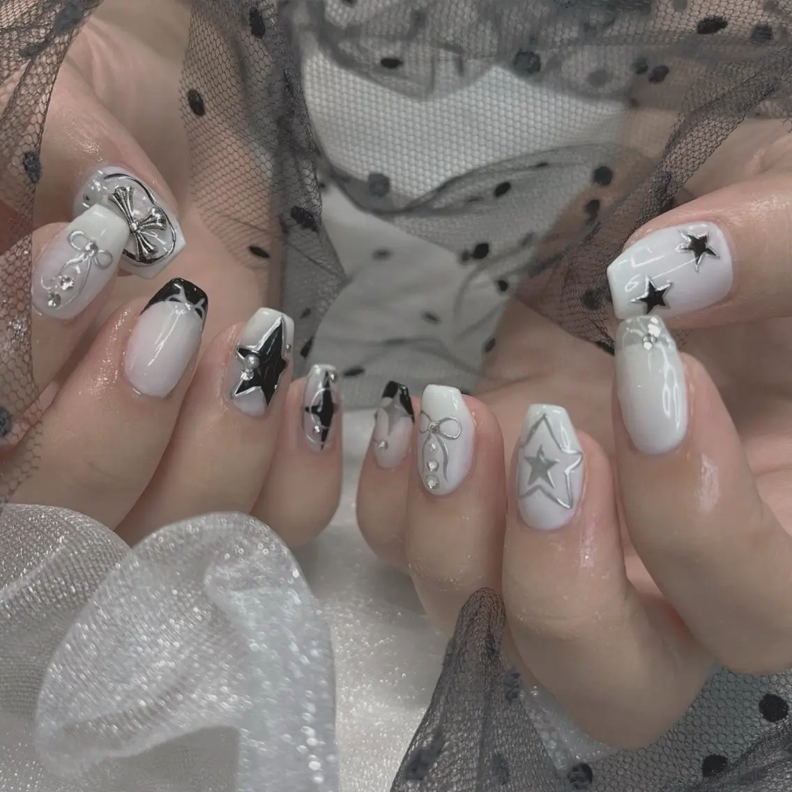 ネイル アートネイル ハンドネイル piyo 🌼*・のネイルデザイン