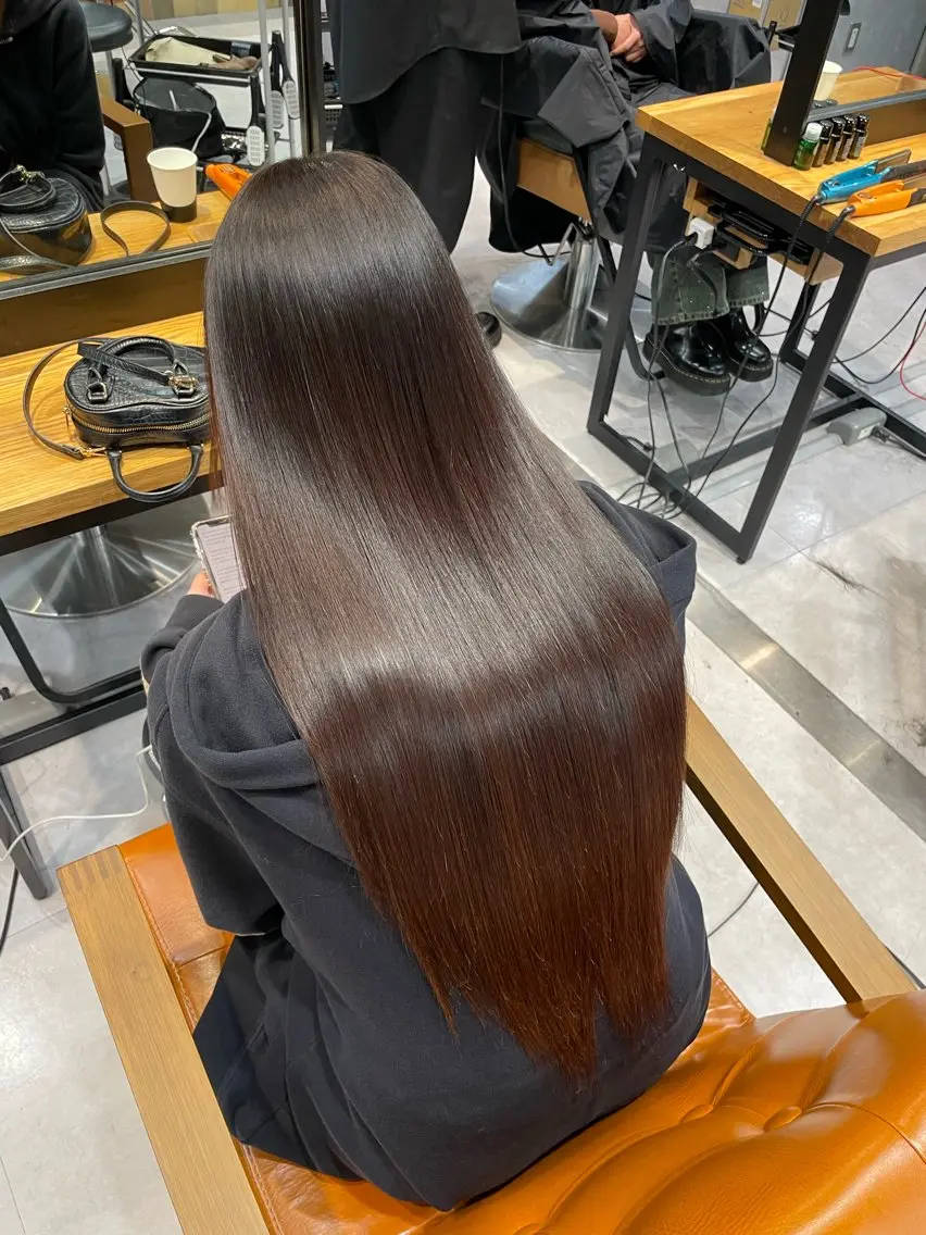 ロング 縮毛矯正 トリートメント ✨美髪専門✨ワタナベ 髪質改善のヘアスタイル