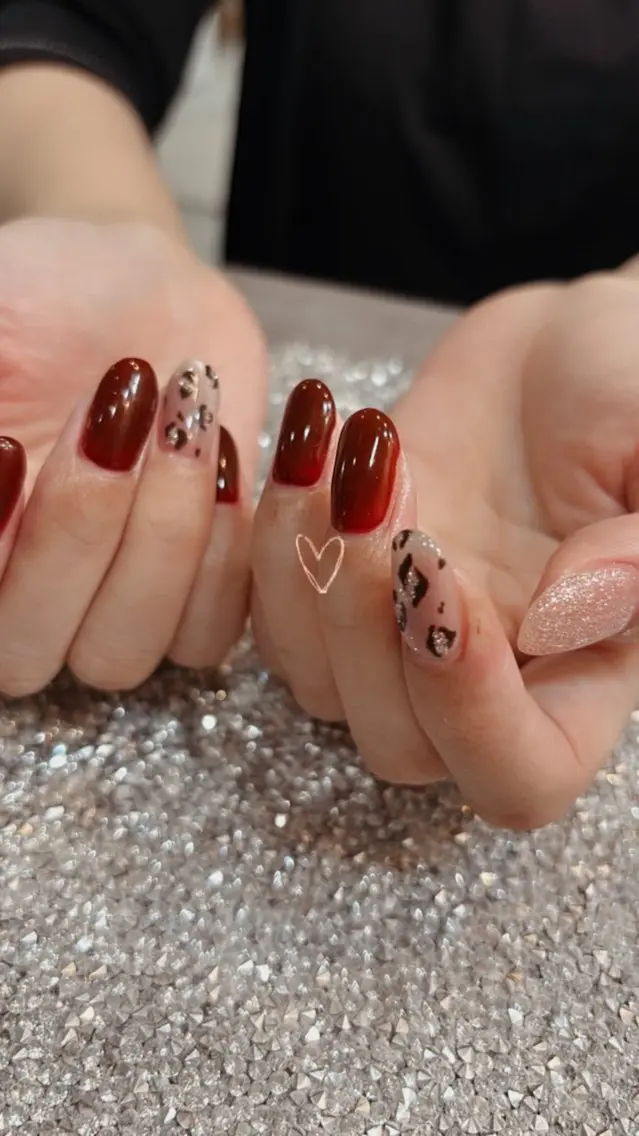 ネイル アニマル柄 ボルドー ハンドネイル 鶴橋wooone nail.rieのネイルデザイン