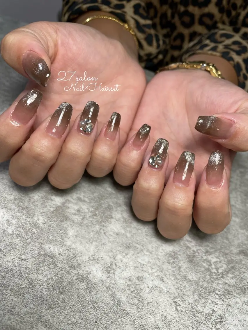ネイル ブラウン グラデーション マグネットネイル 27salon yuinaのネイルデザイン