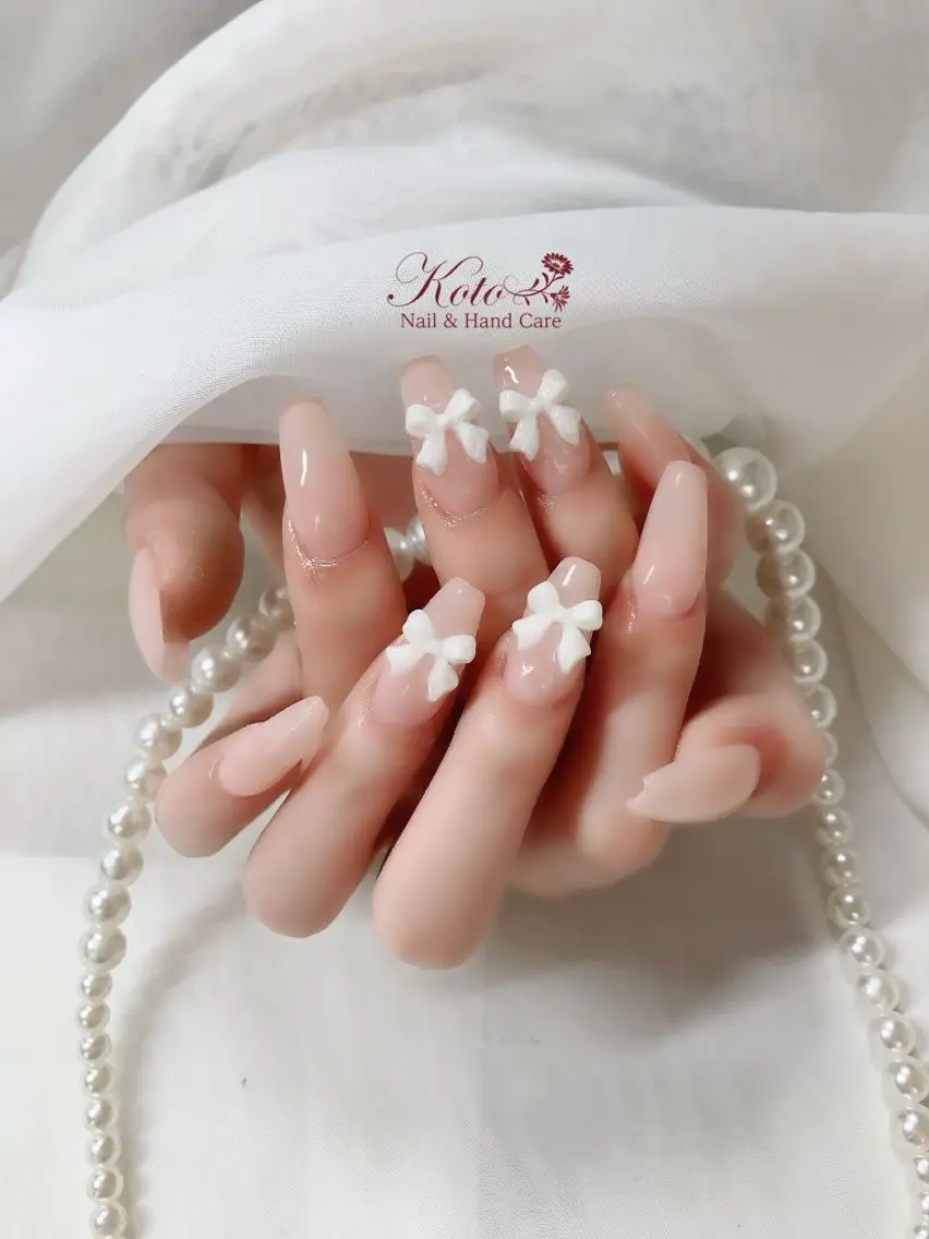 ネイル 長さ出し ジェルネイル 持ち込み ニュアンスネイル 赤色 ハンドネイル Nail Salon KOTOのネイルデザイン