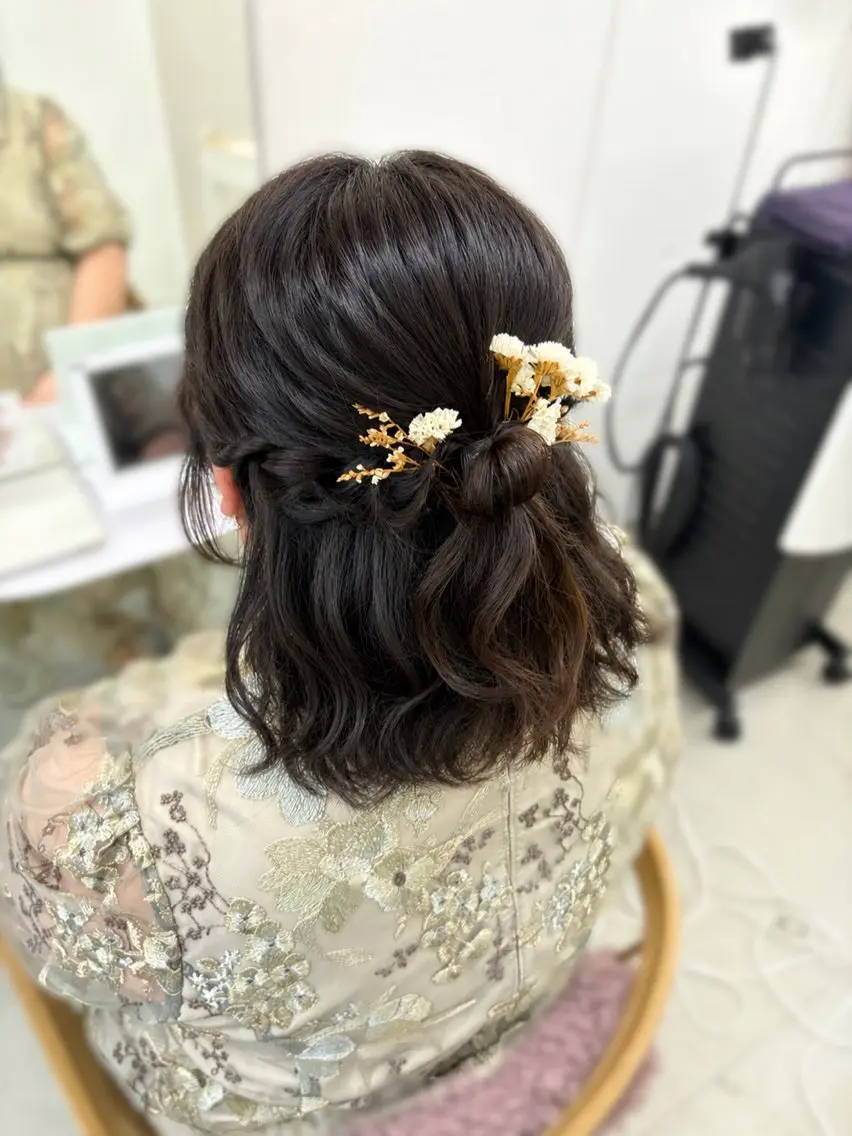 ヘアアレンジ ハーフアップ 結婚式・ブライダル ヘアセット ゆうひ🎀艶カラー/ ヘアメ/チョコカラーのヘアスタイル