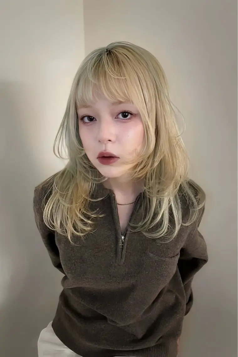 【ご新規様限定🎀】カット+ダブルカラー（ブリーチ込）+保湿トリートメントの写真