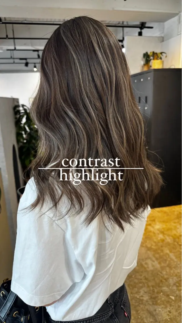 セミロング ヘアカラー 心斎橋/海外レイヤー 募集中三好玲奈のヘアスタイル