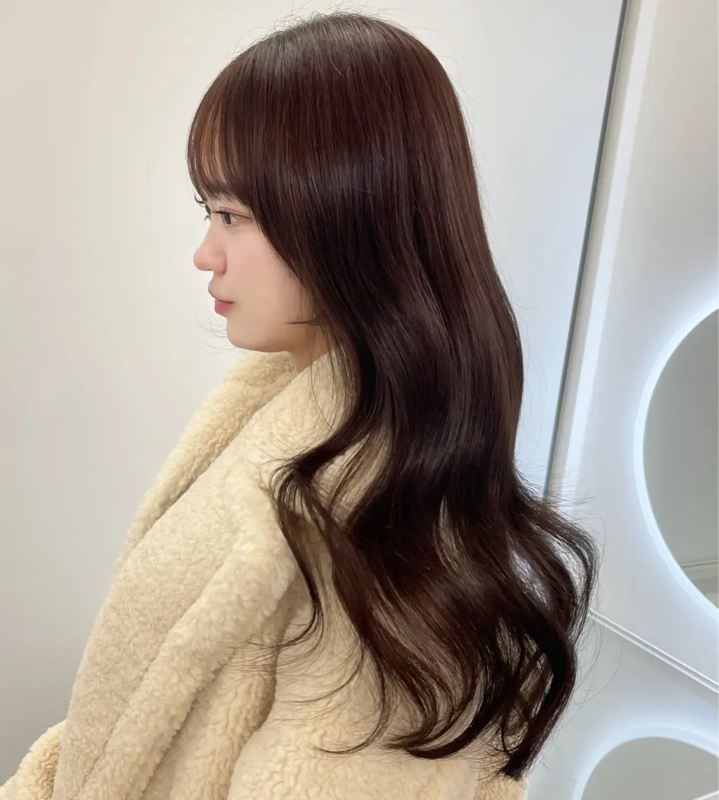 ロング レイヤーカット 透明感カラー表参道のヘアスタイル