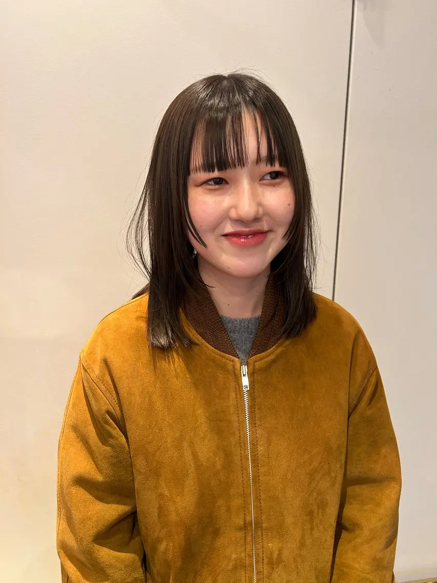 ミディアム カラー カット ヘアカラー ナチュラル大人っぽい スタイル MAORIのヘアスタイル
