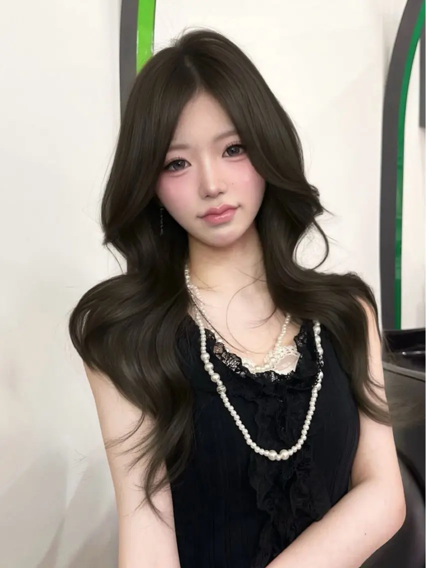 ロング カラー カット ヘアカラー ヘアセット 上品モテヘア🩶 karen🩶のヘアスタイル